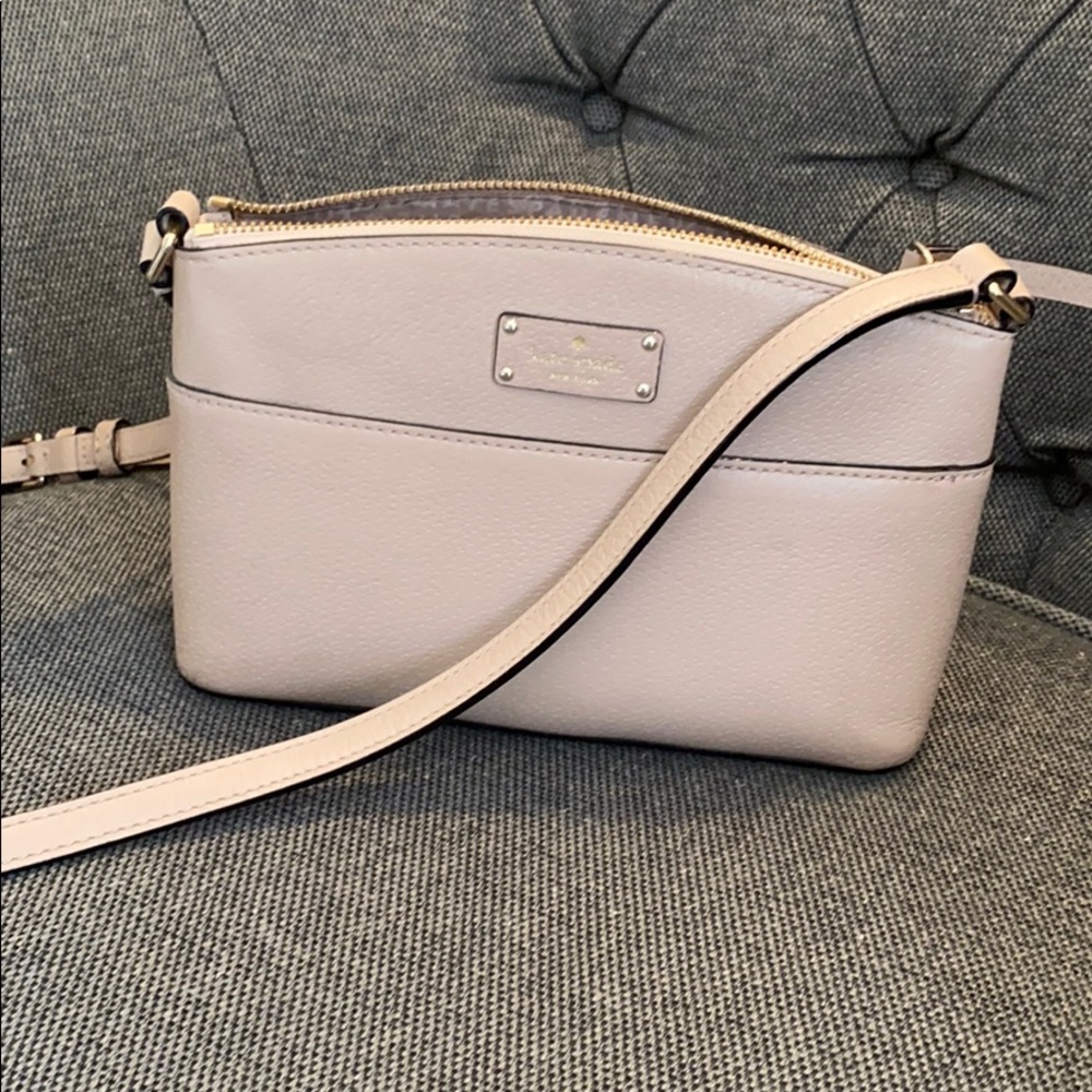 Small crossbody Kate Spade bag
